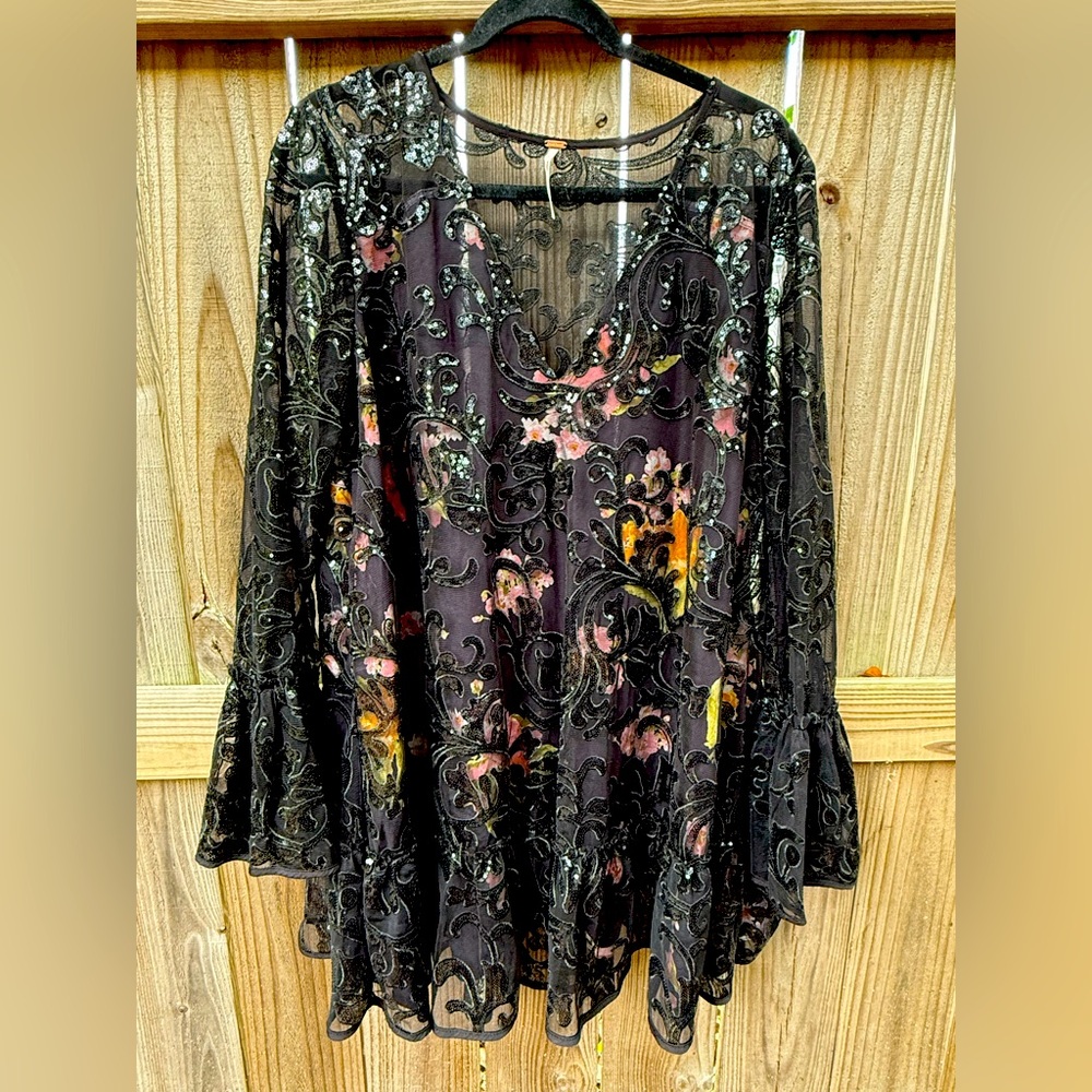 Free People Falling Flowers Bell Sleeve Sequin Floral Mini Dress Size Medium